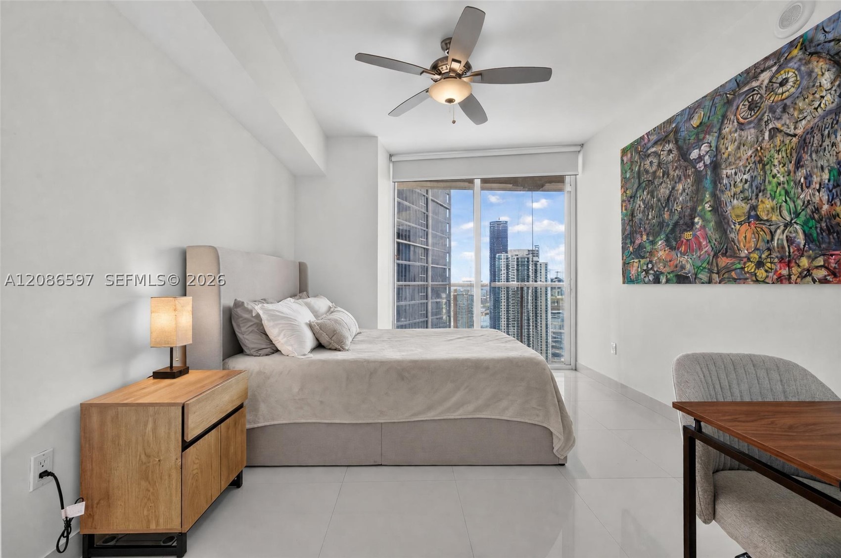 image Icon Brickell I26