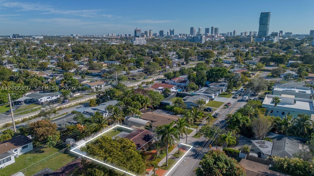 2475 NE 214th St Aventura, FL 33180