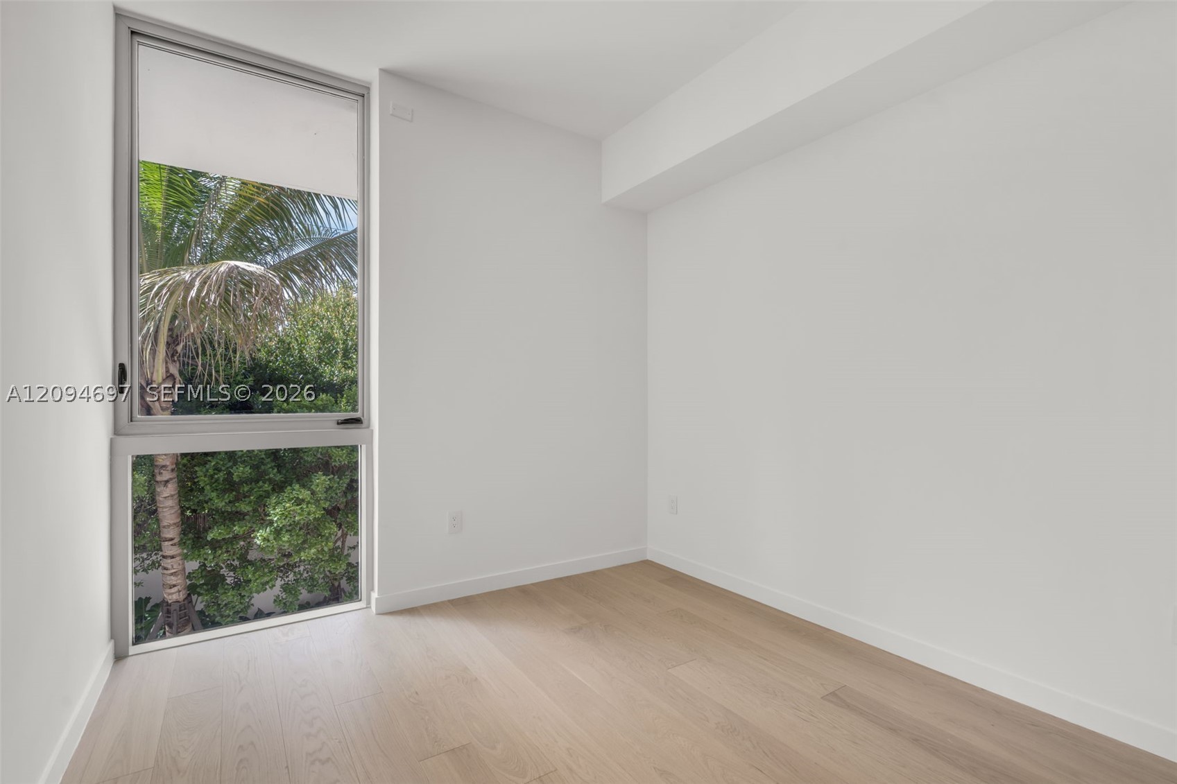 2200 Brickell Ave #GV09 Miami, FL 33143