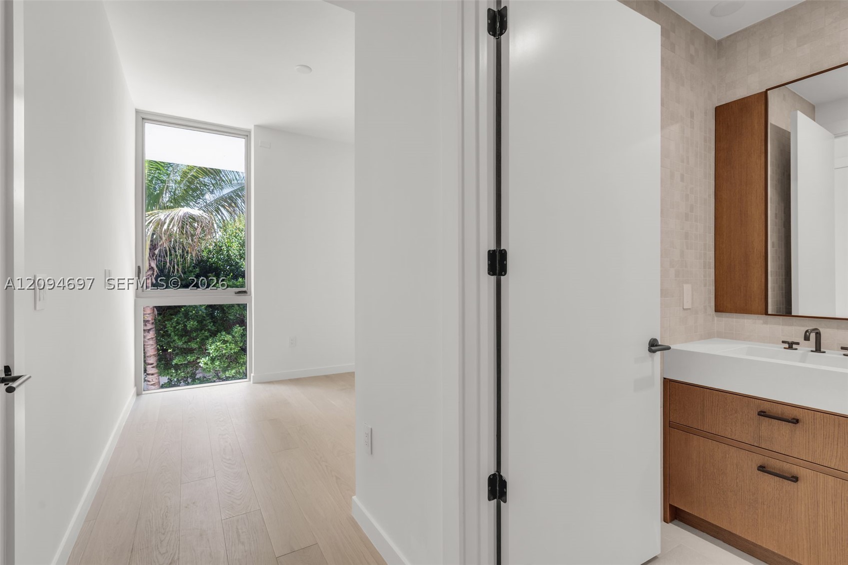 2200 Brickell Ave #GV09 Miami, FL 33143