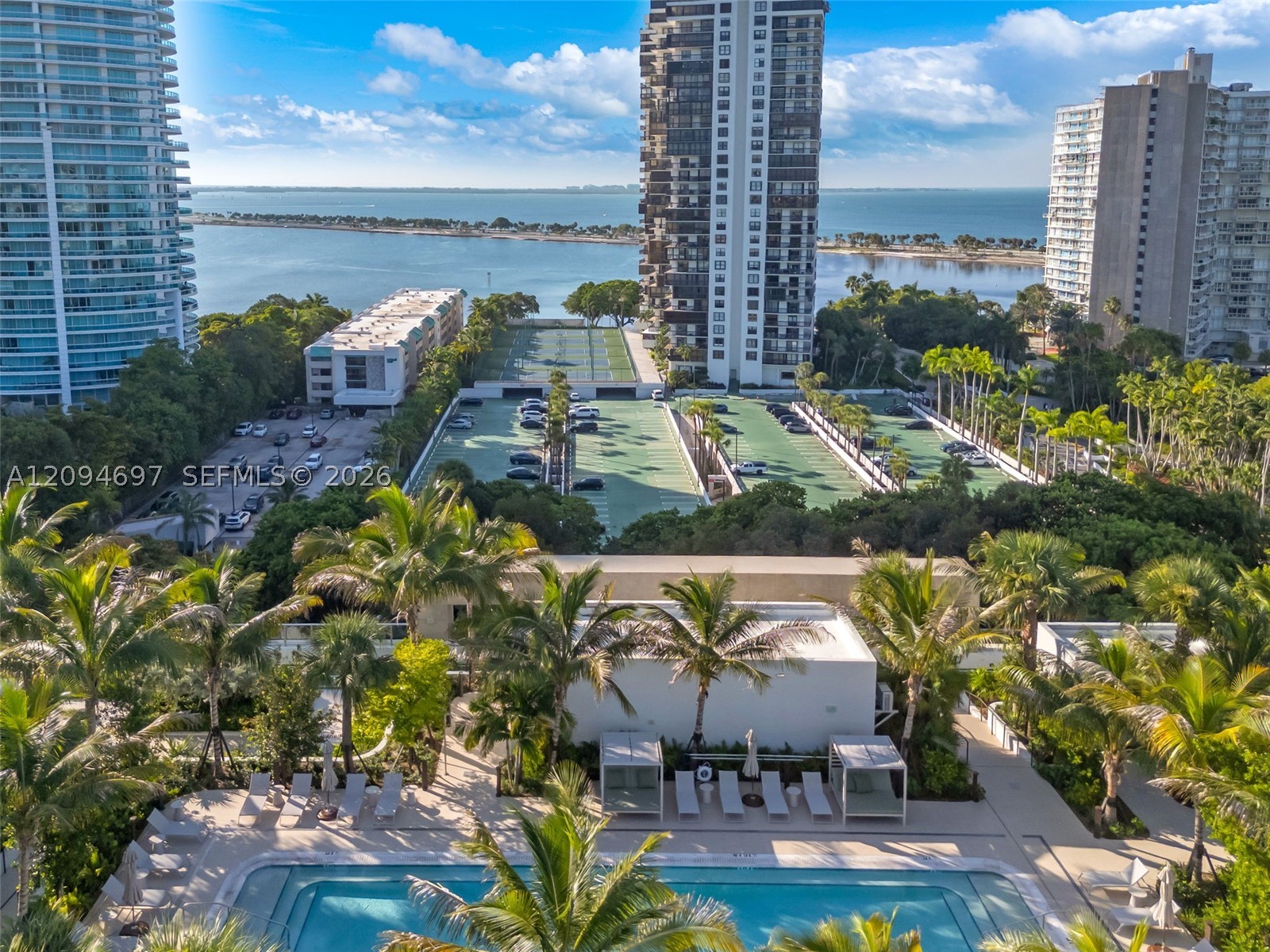 2200 Brickell Ave #GV09 Miami, FL 33143