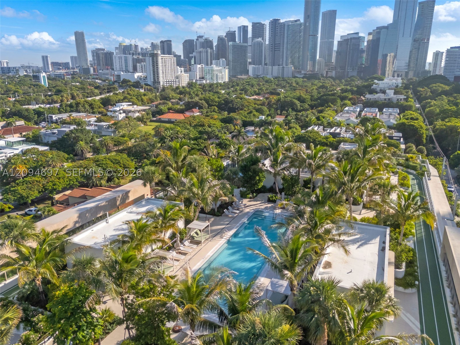 2200 Brickell Ave #GV09 Miami, FL 33143