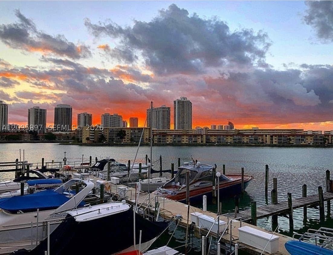 18031 Biscayne Blvd #1901