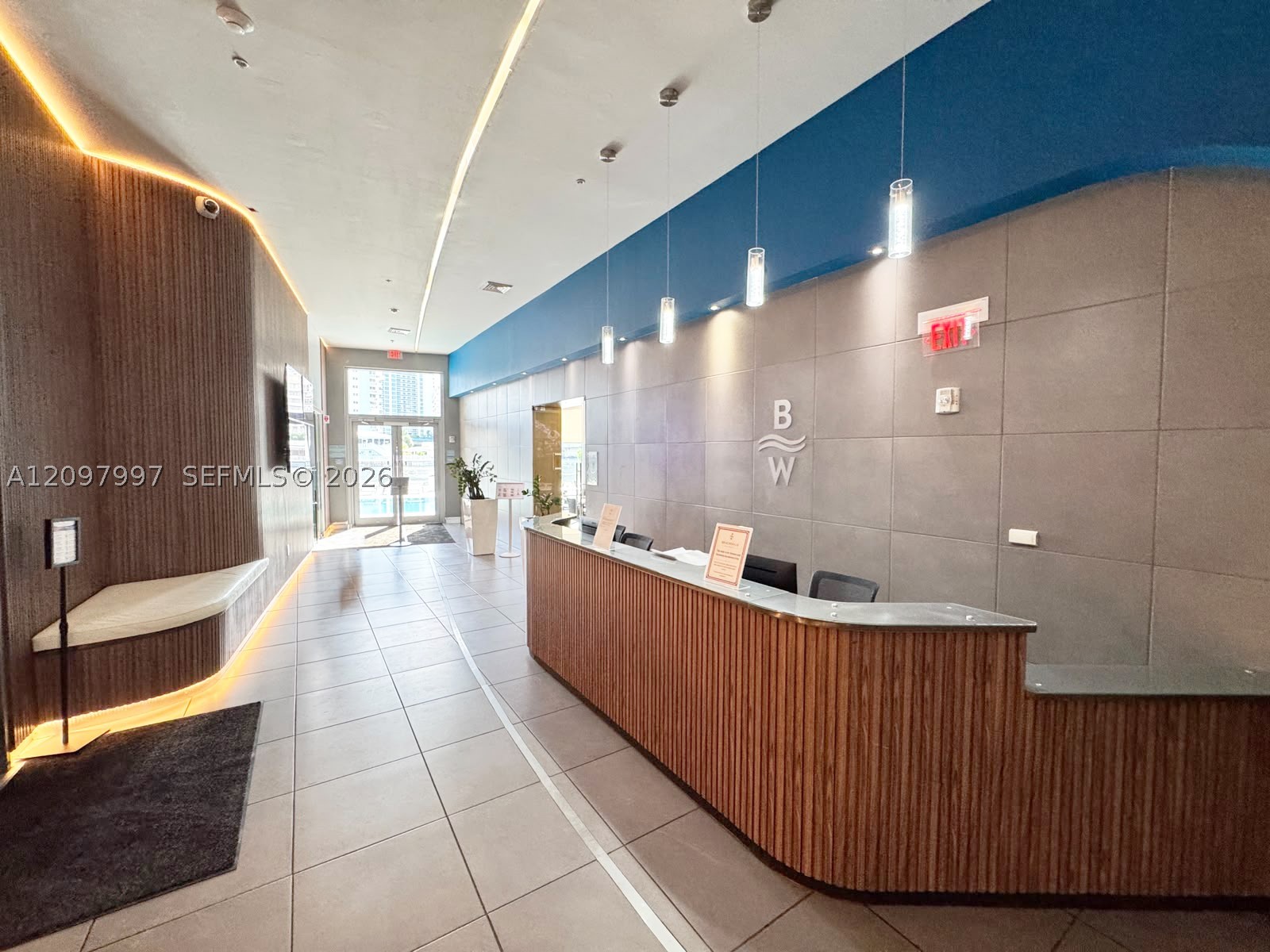 image Beachwalk Condominium16