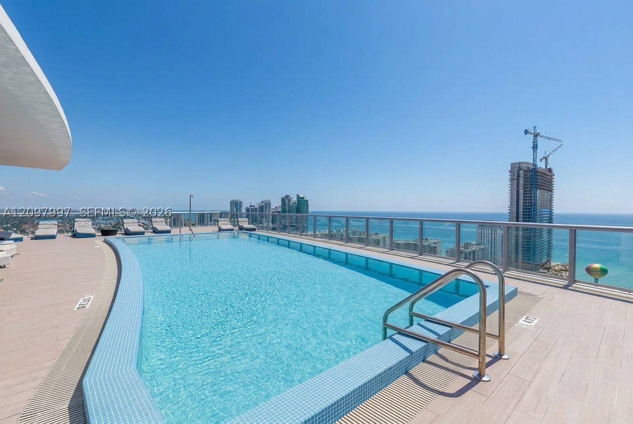 image Beachwalk Condominium28