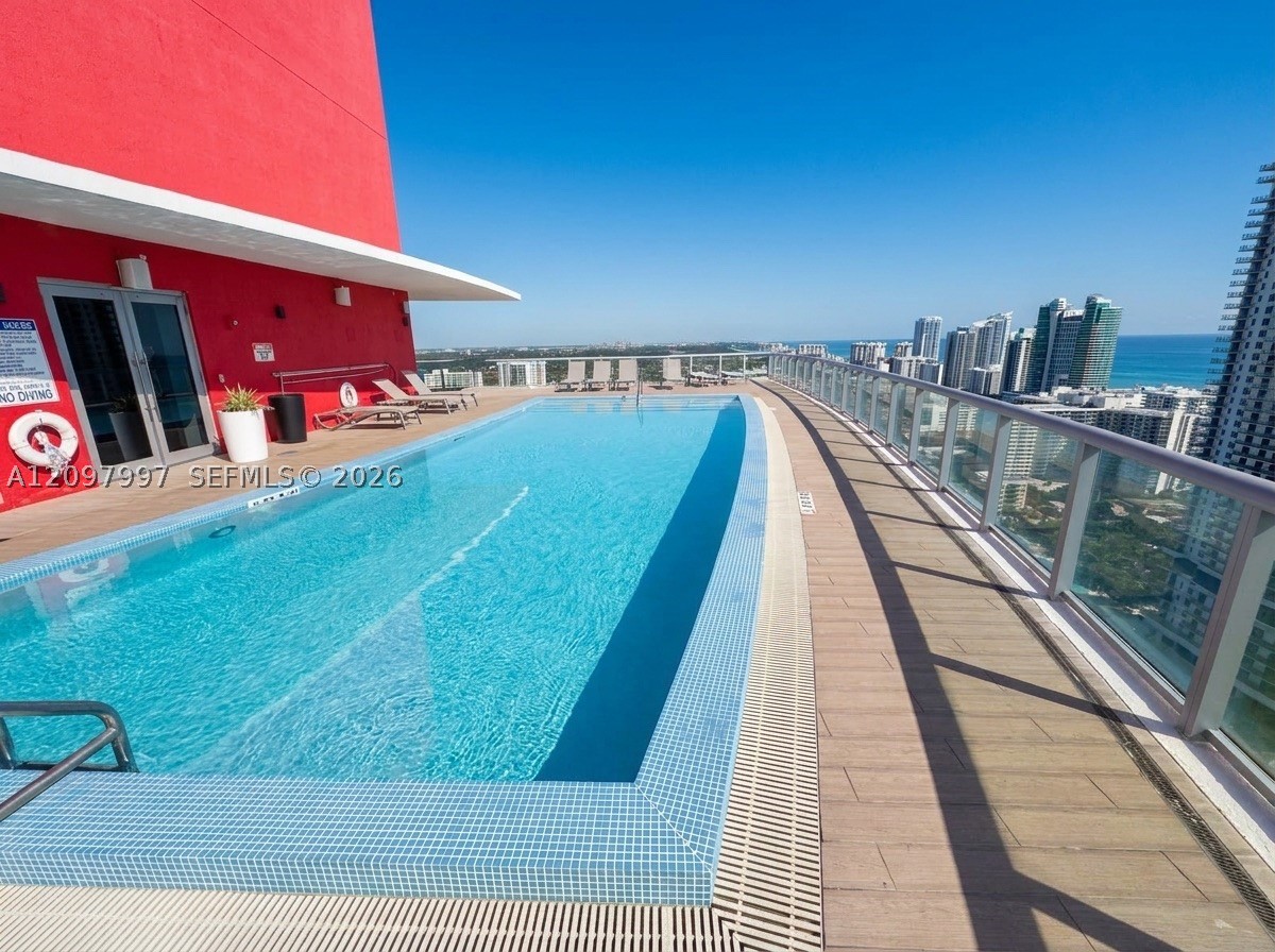 image Beachwalk Condominium29