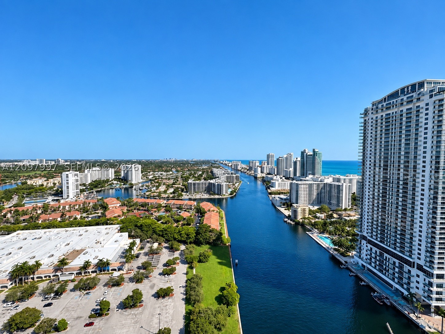 image Beachwalk Condominium45