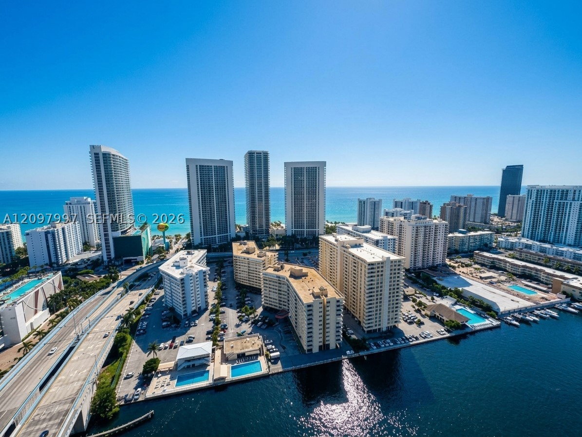 image Beachwalk Condominium47