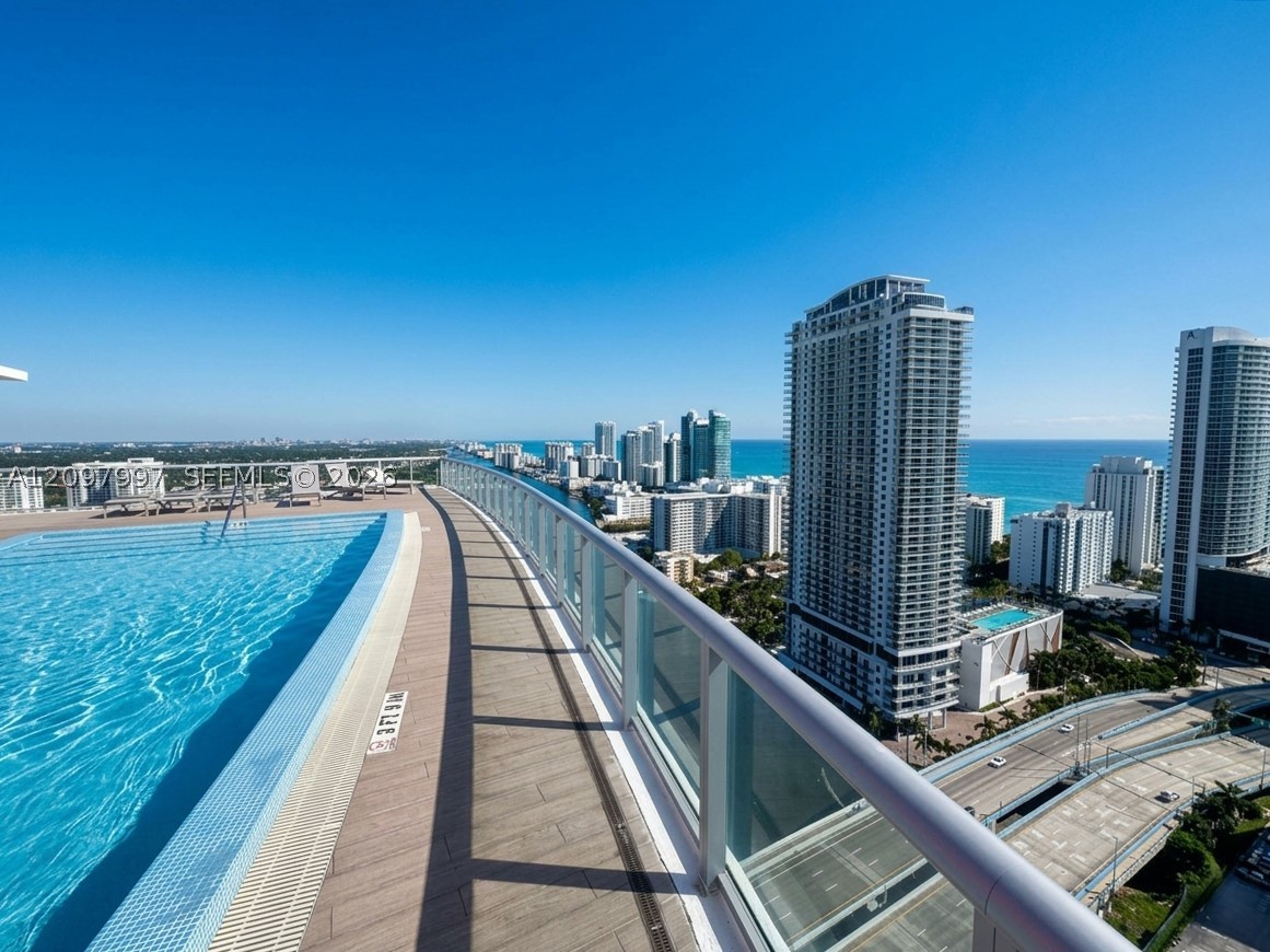 image Beachwalk Condominium51