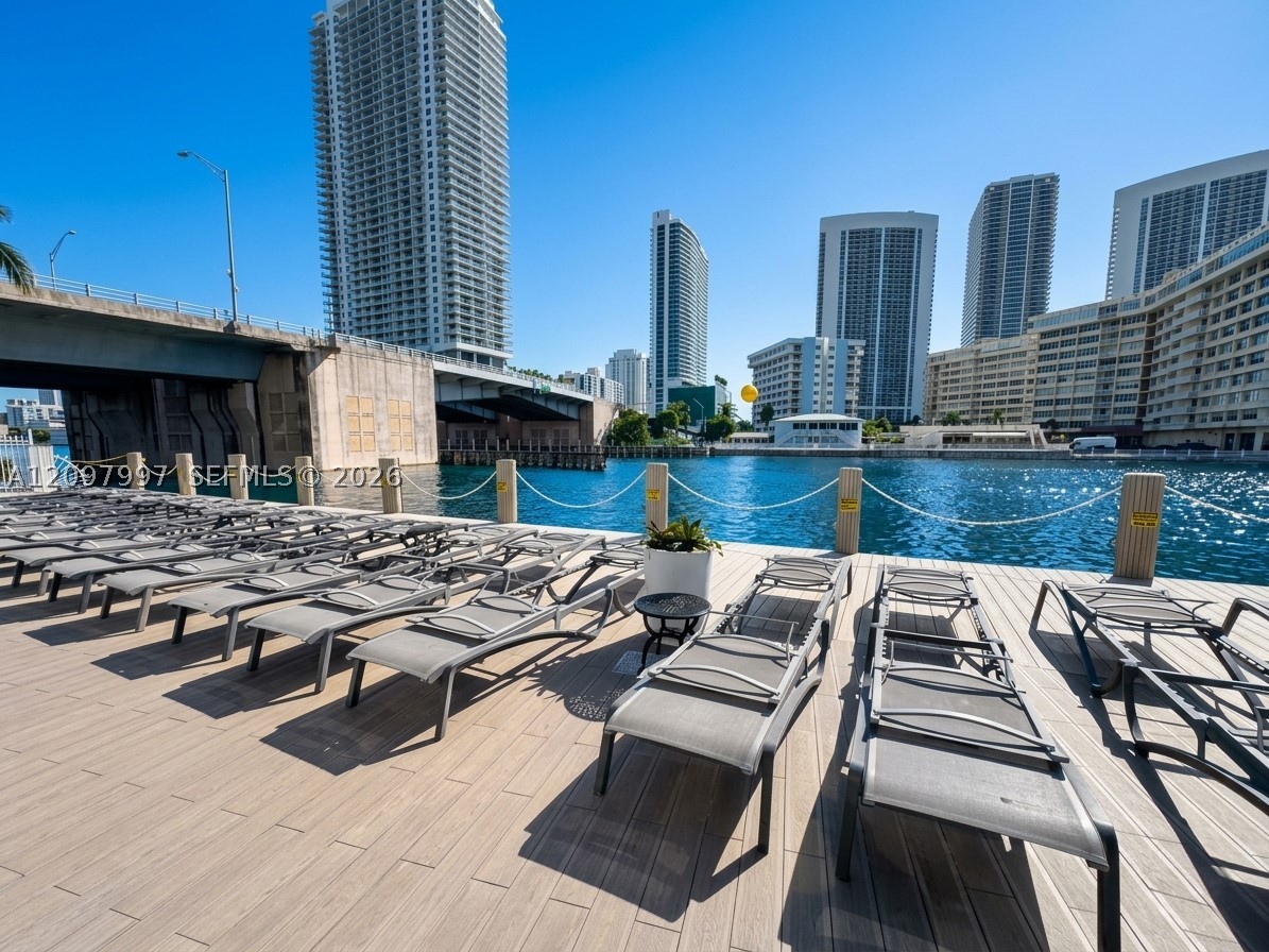image Beachwalk Condominium57