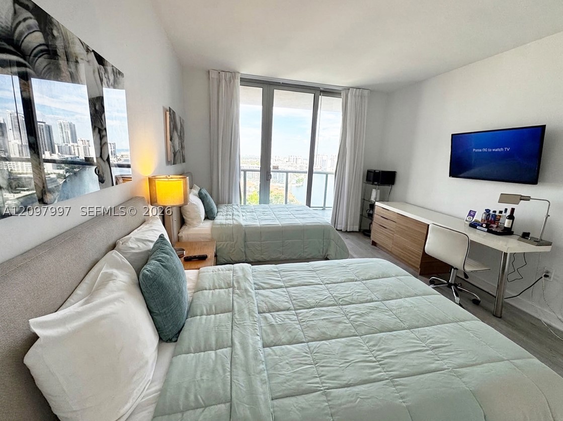 image Beachwalk Condominium5