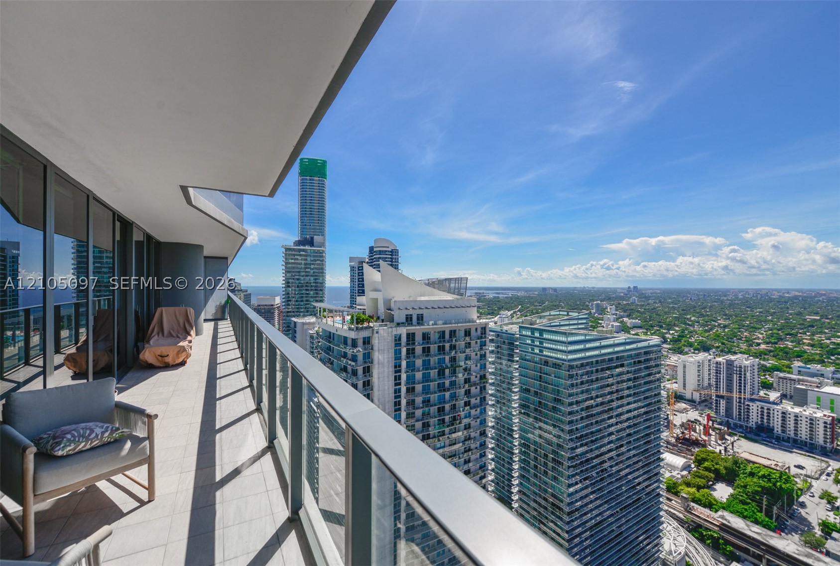 1000 Brickell Plz #4706 Miami, FL 33131
