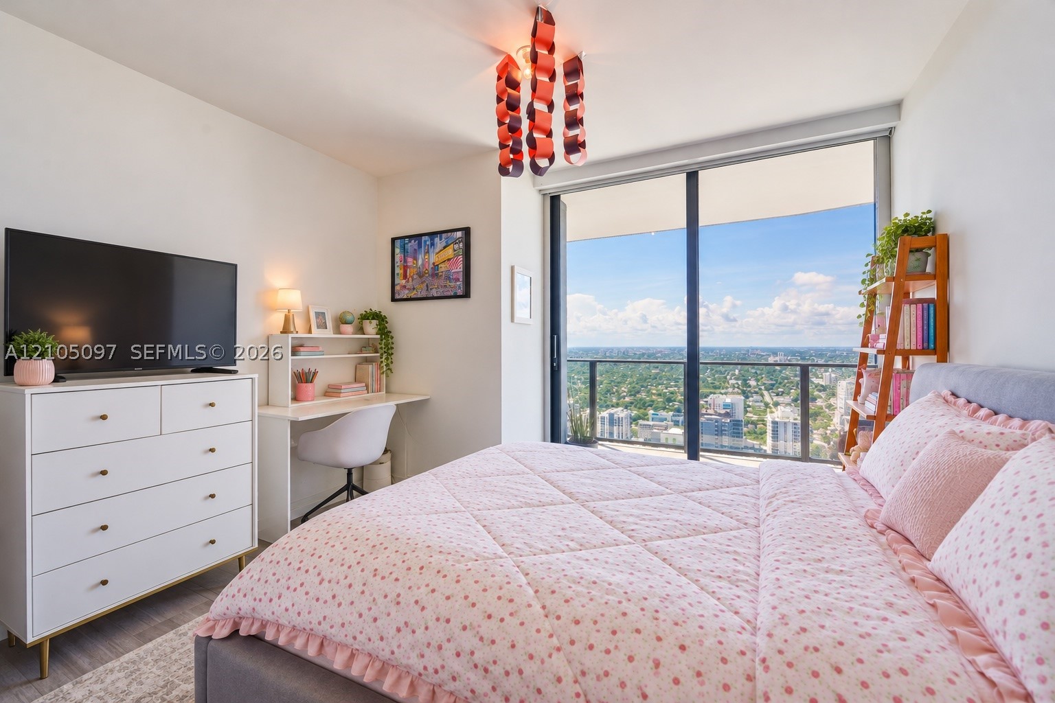 1000 Brickell Plz #4706 Miami, FL 33131
