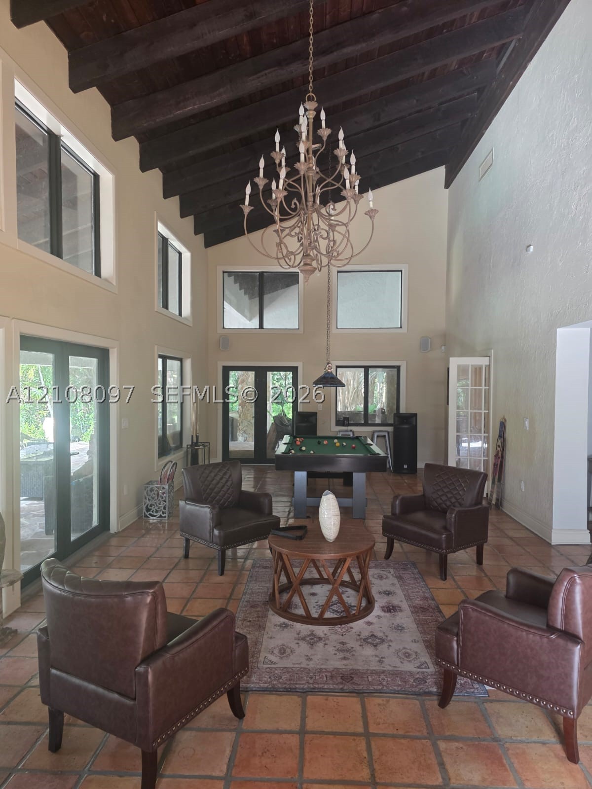 9990 SW 90th Ave Miami, FL 33176