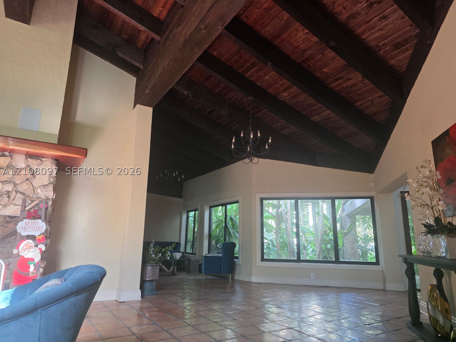 9990 SW 90th Ave Miami, FL 33176