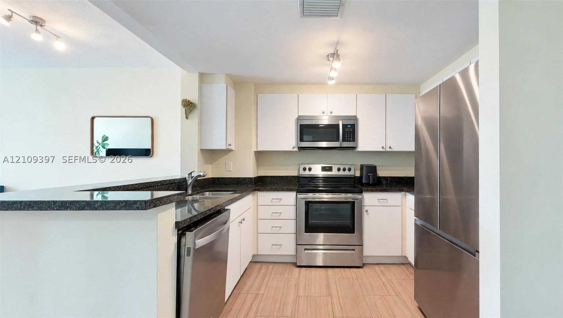 1250 S Miami Ave #2010 Miami, FL 33130