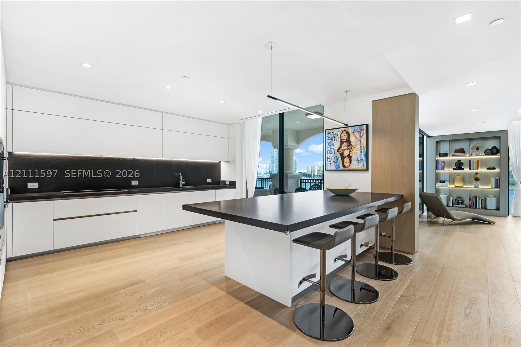 6800 Fisher Is Dr #6843 Miami Beach, FL 33109