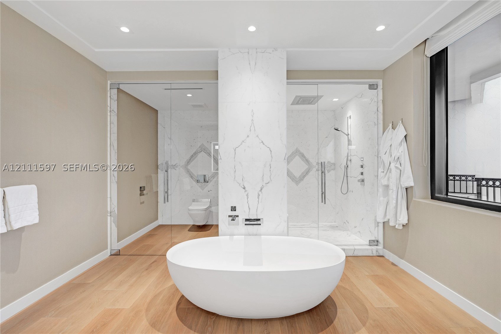 6800 Fisher Is Dr #6843 Miami Beach, FL 33109