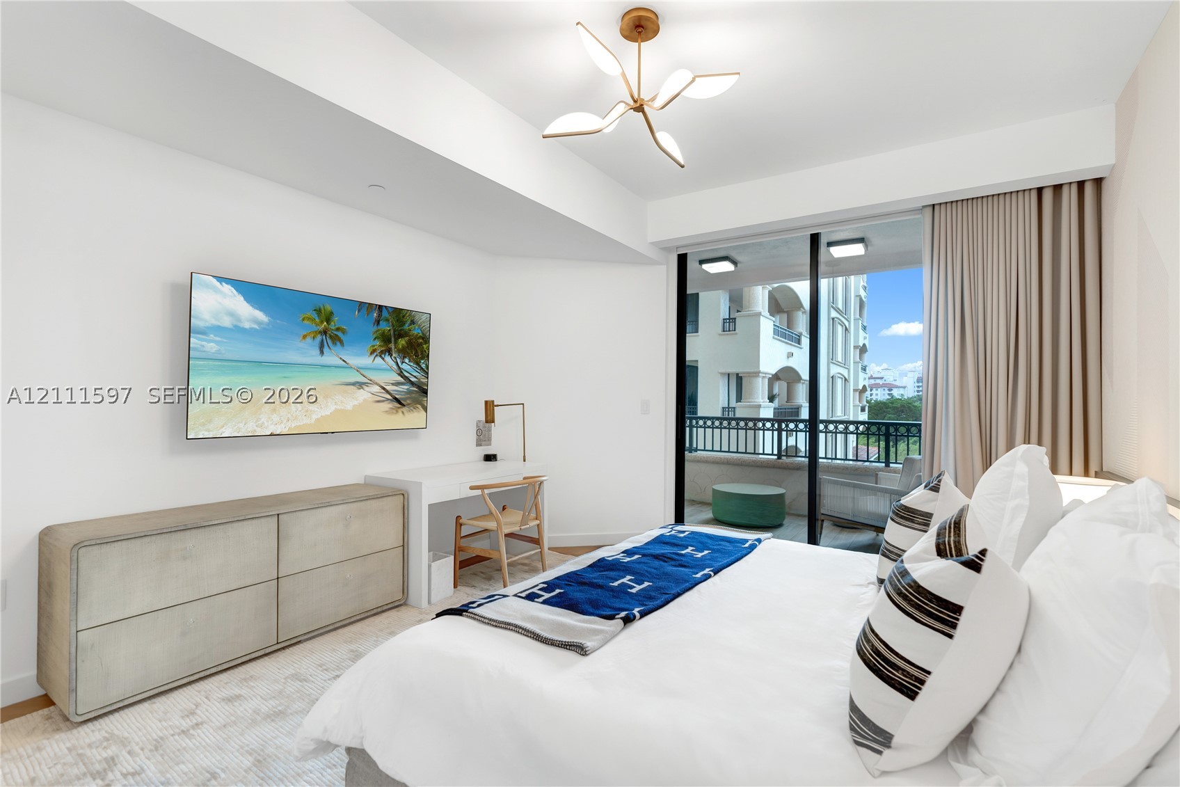6800 Fisher Is Dr #6843 Miami Beach, FL 33109