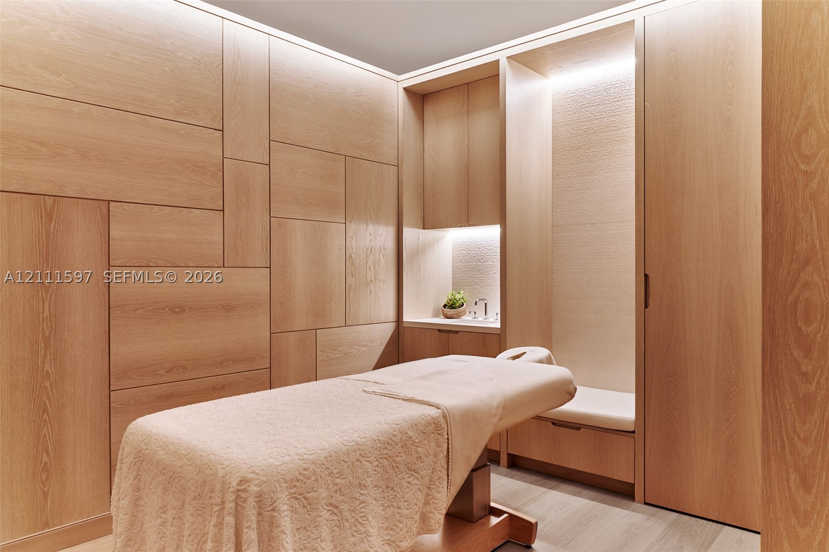 6800 Fisher Is Dr #6843 Miami Beach, FL 33109