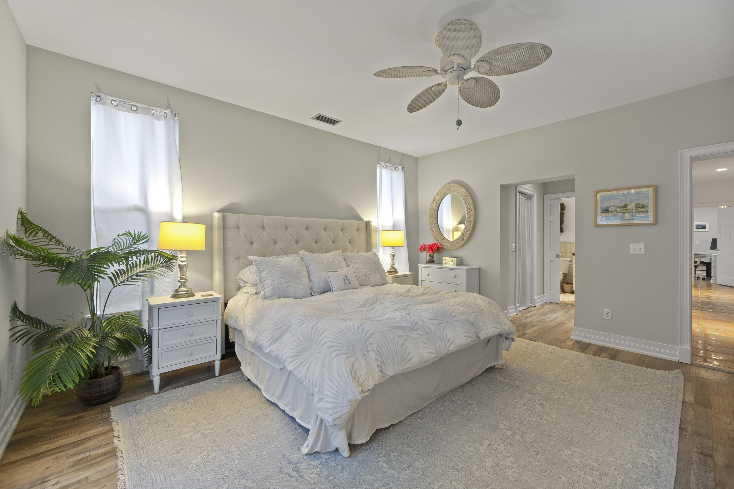 122 Lighthouse Jupiter Inlet Colony, FL 33469