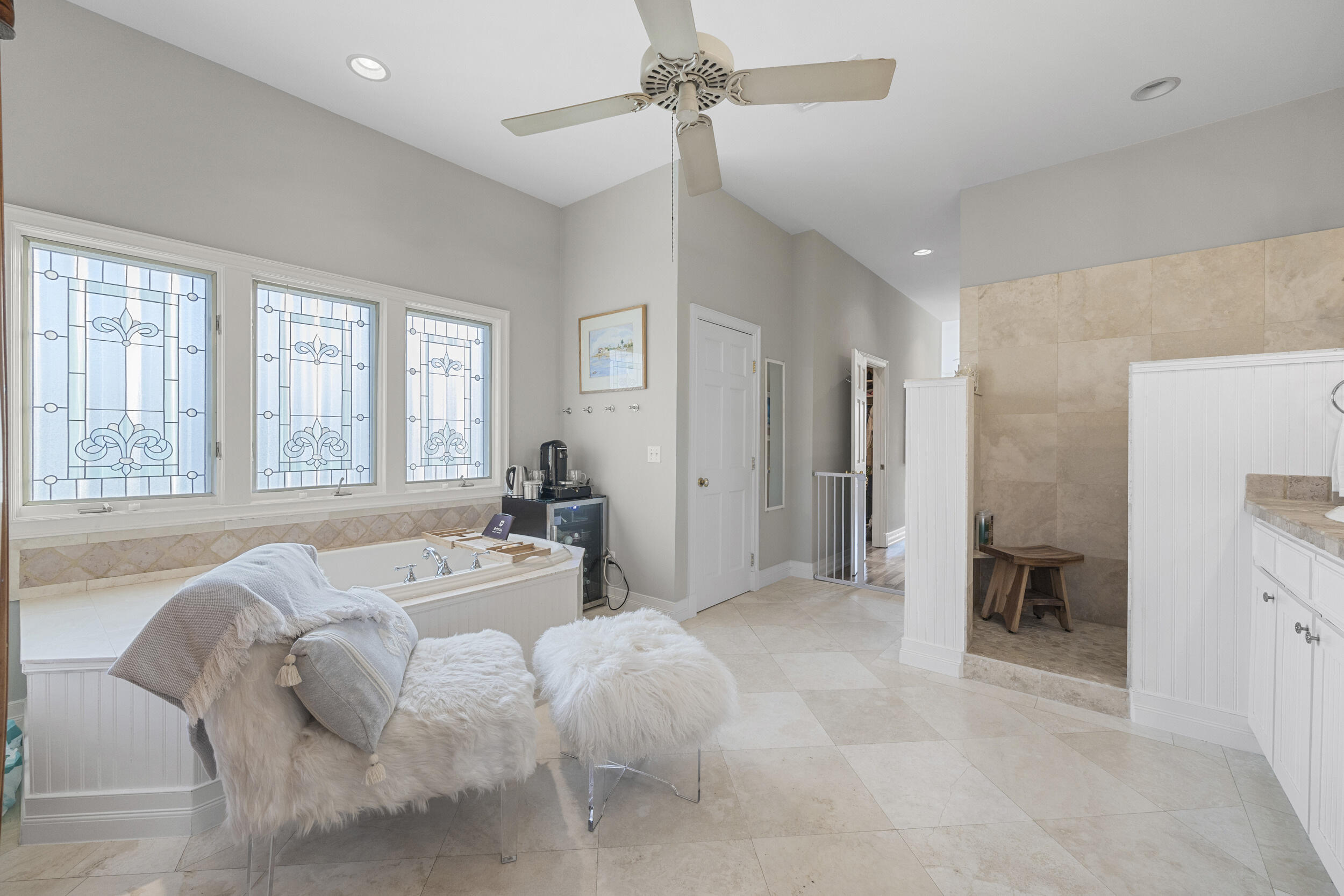 122 Lighthouse Jupiter Inlet Colony, FL 33469