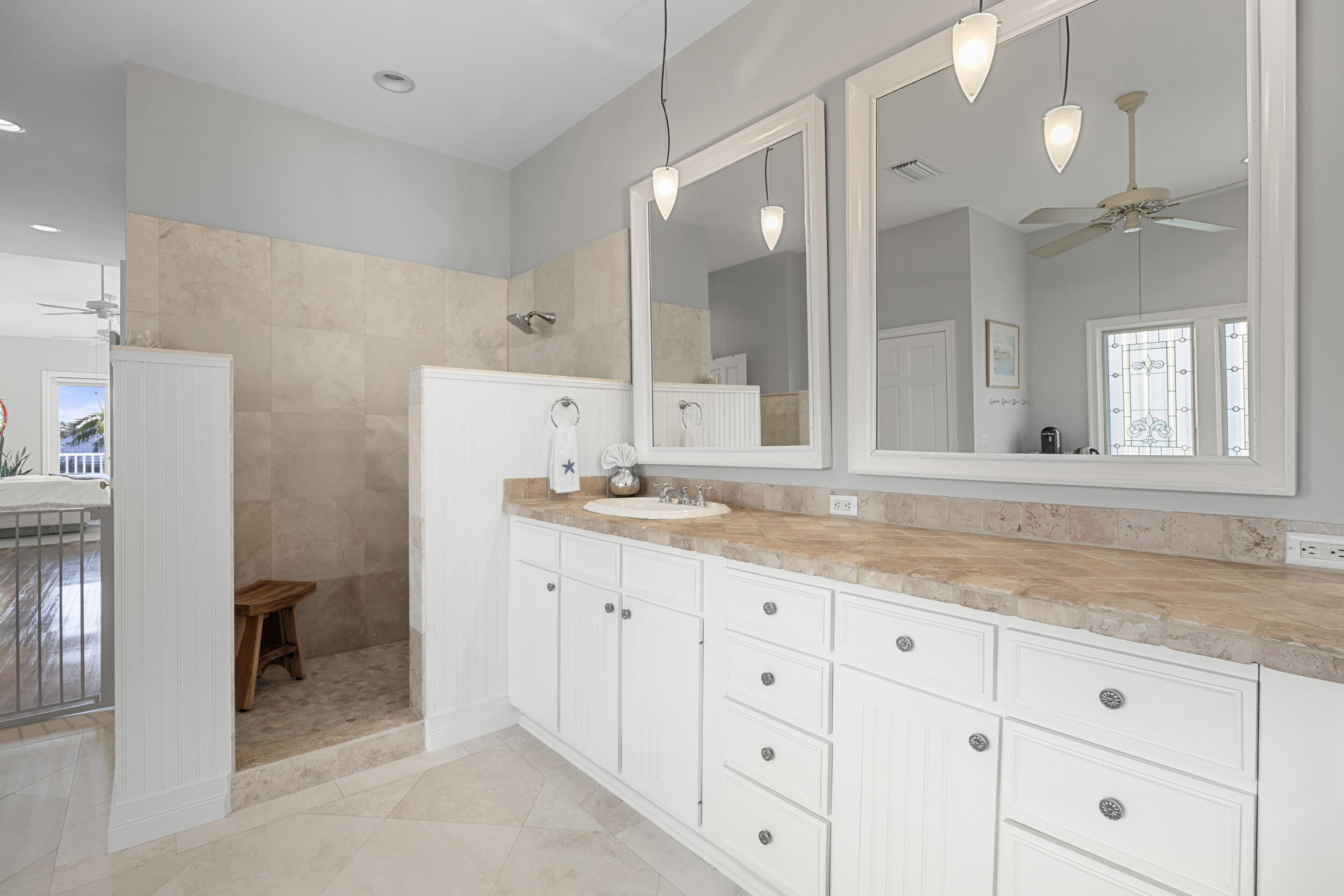 122 Lighthouse Jupiter Inlet Colony, FL 33469