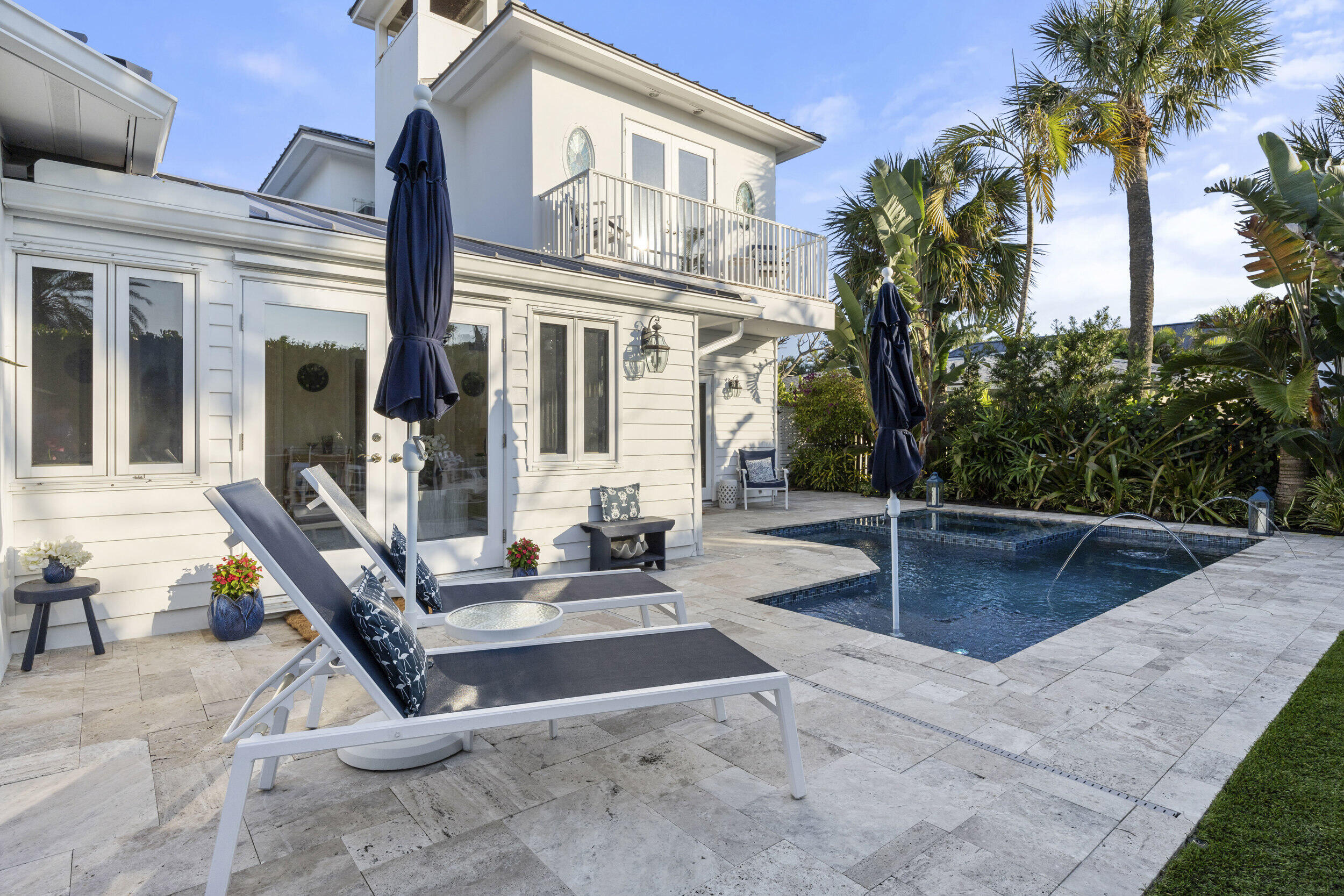 122 Lighthouse Jupiter Inlet Colony, FL 33469