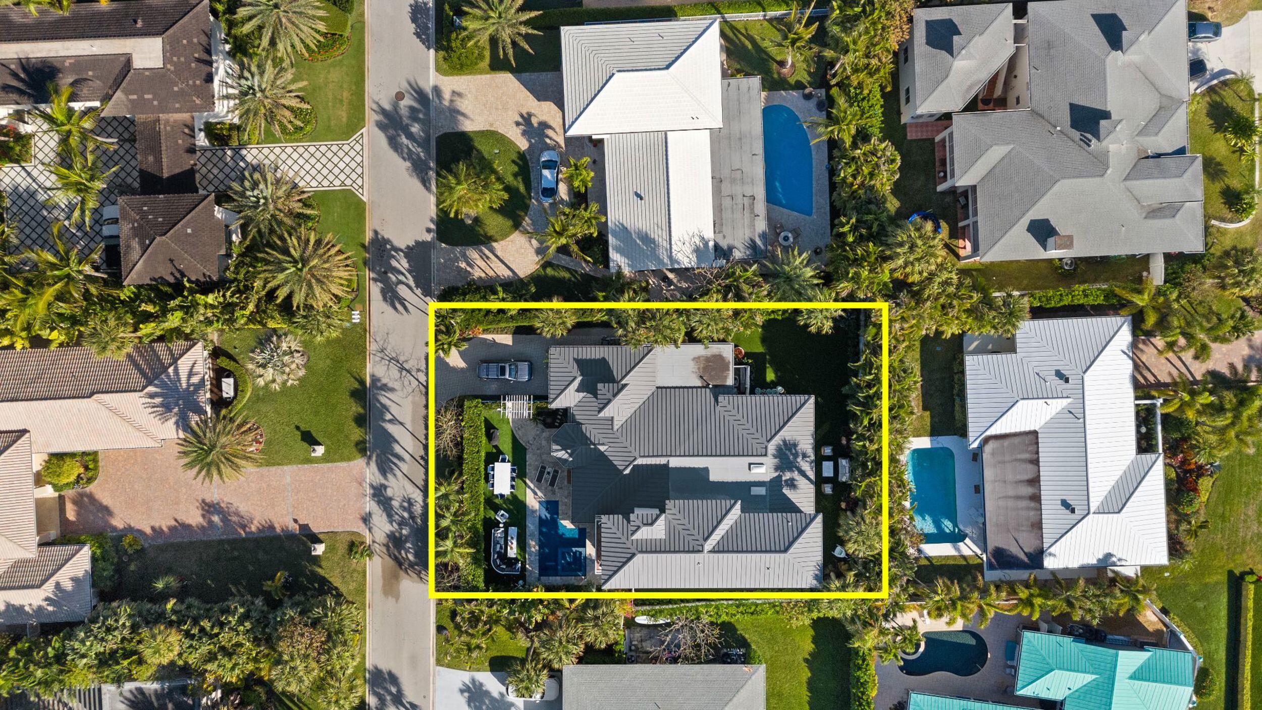 122 Lighthouse Jupiter Inlet Colony, FL 33469