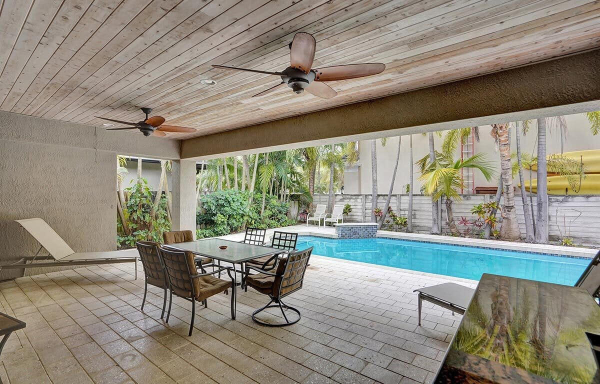 2105 SW 12th Fort Lauderdale, FL 33315