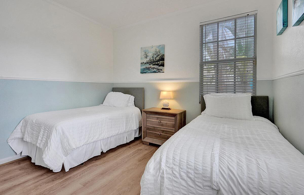 2105 SW 12th Fort Lauderdale, FL 33315