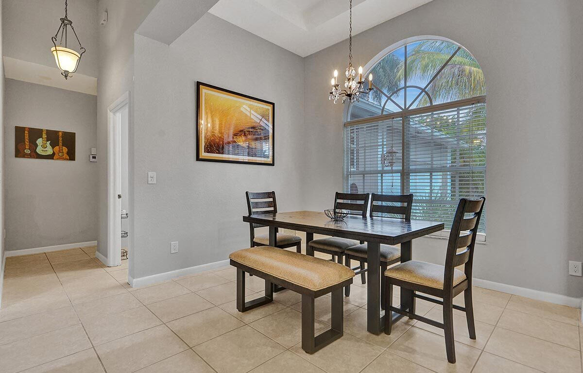 2105 SW 12th Fort Lauderdale, FL 33315