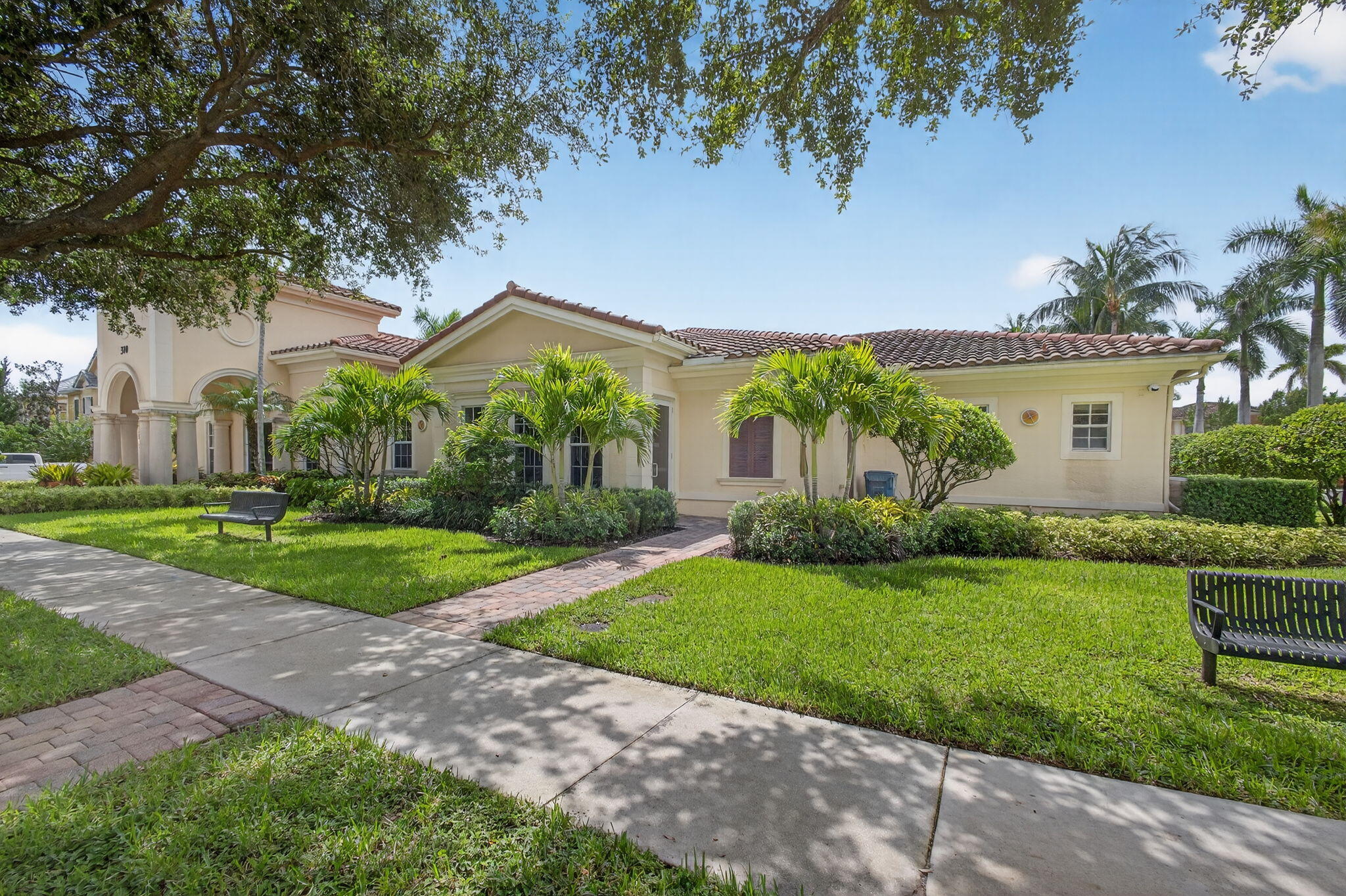 148 Glencullen Jupiter, FL 33458