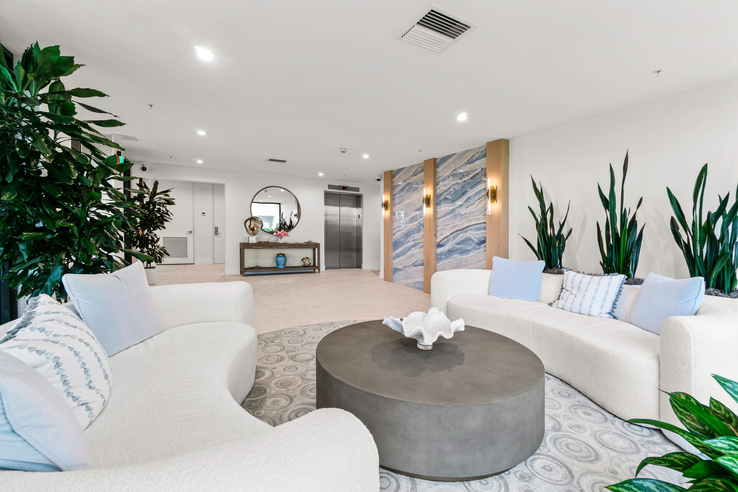 5460 N Ocean #5b Singer Island, FL 33404