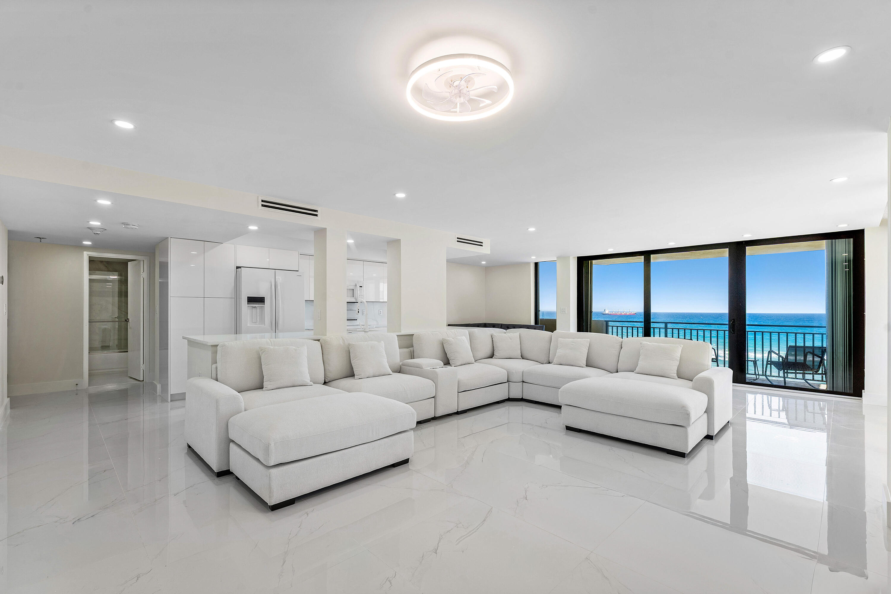 5460 N Ocean #5b Singer Island, FL 33404