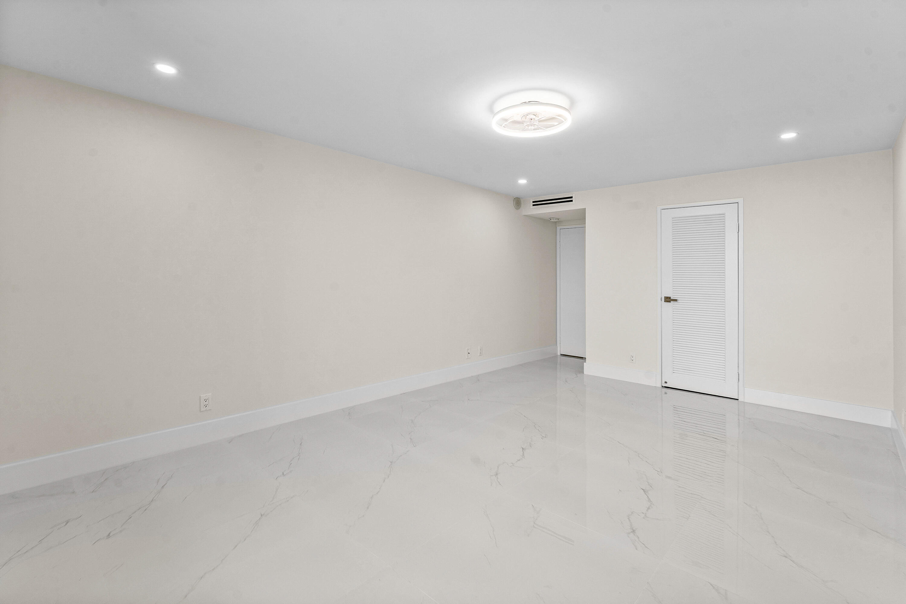 5460 N Ocean #5b Singer Island, FL 33404