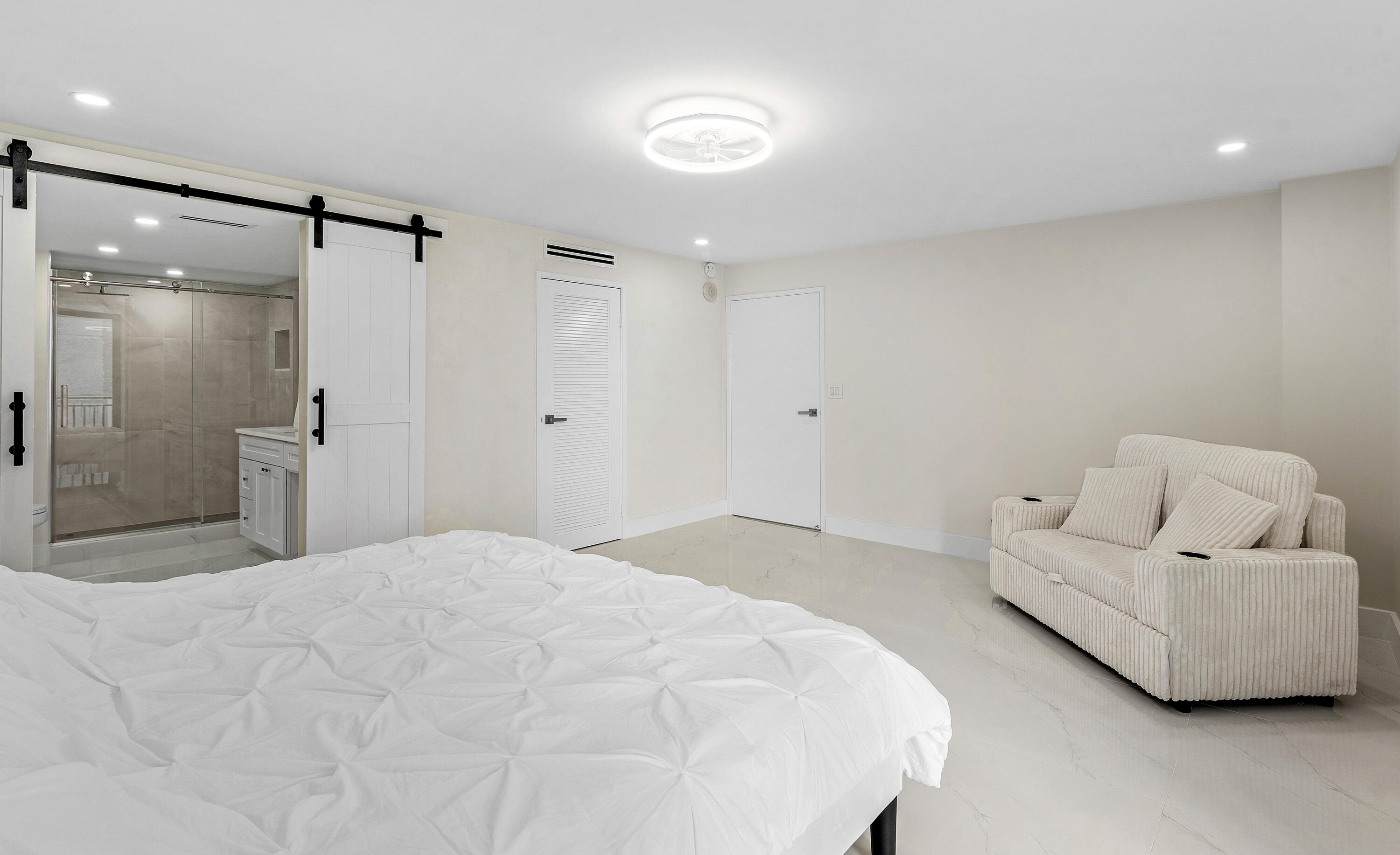 5460 N Ocean #5b Singer Island, FL 33404