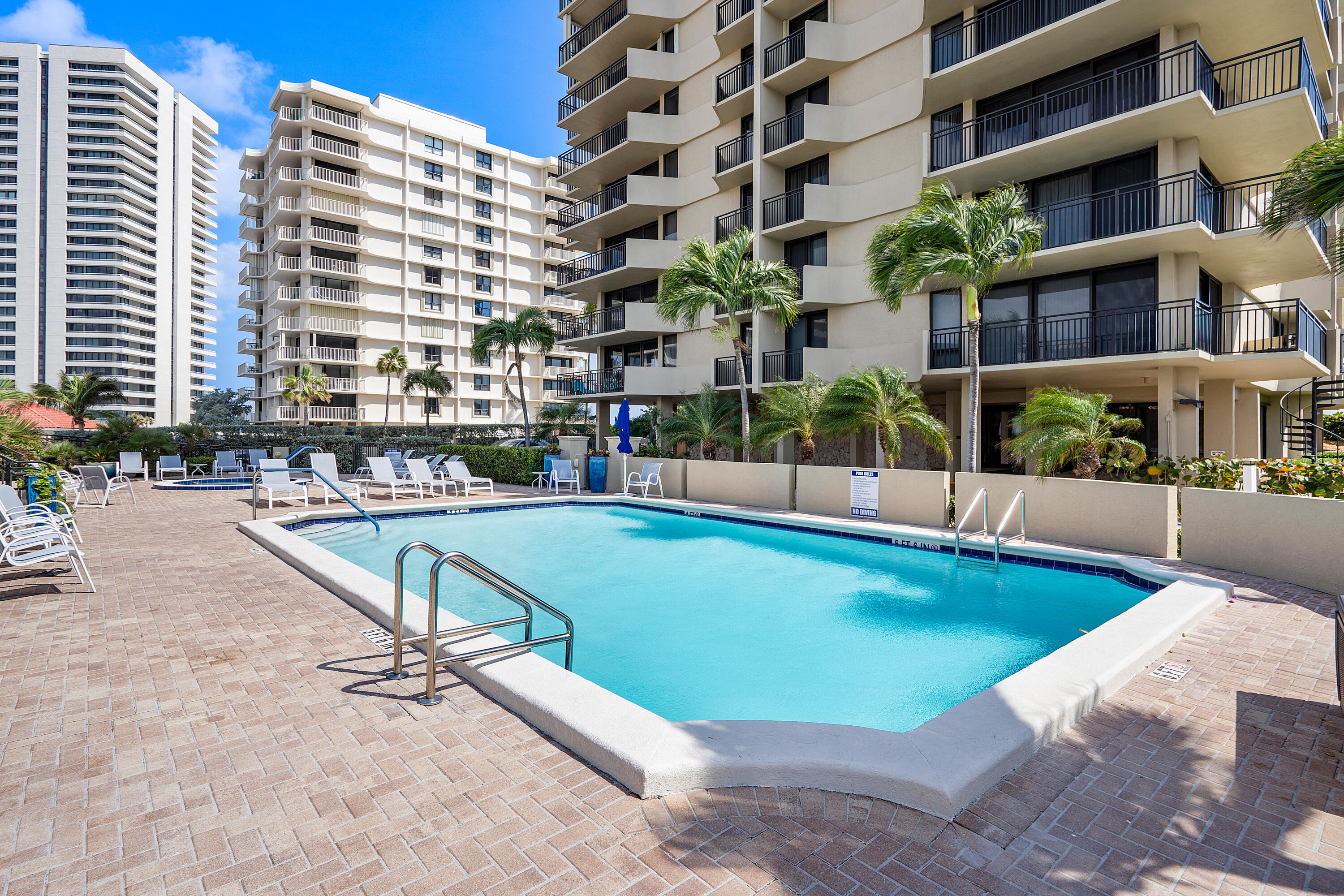 5460 N Ocean #5b Singer Island, FL 33404