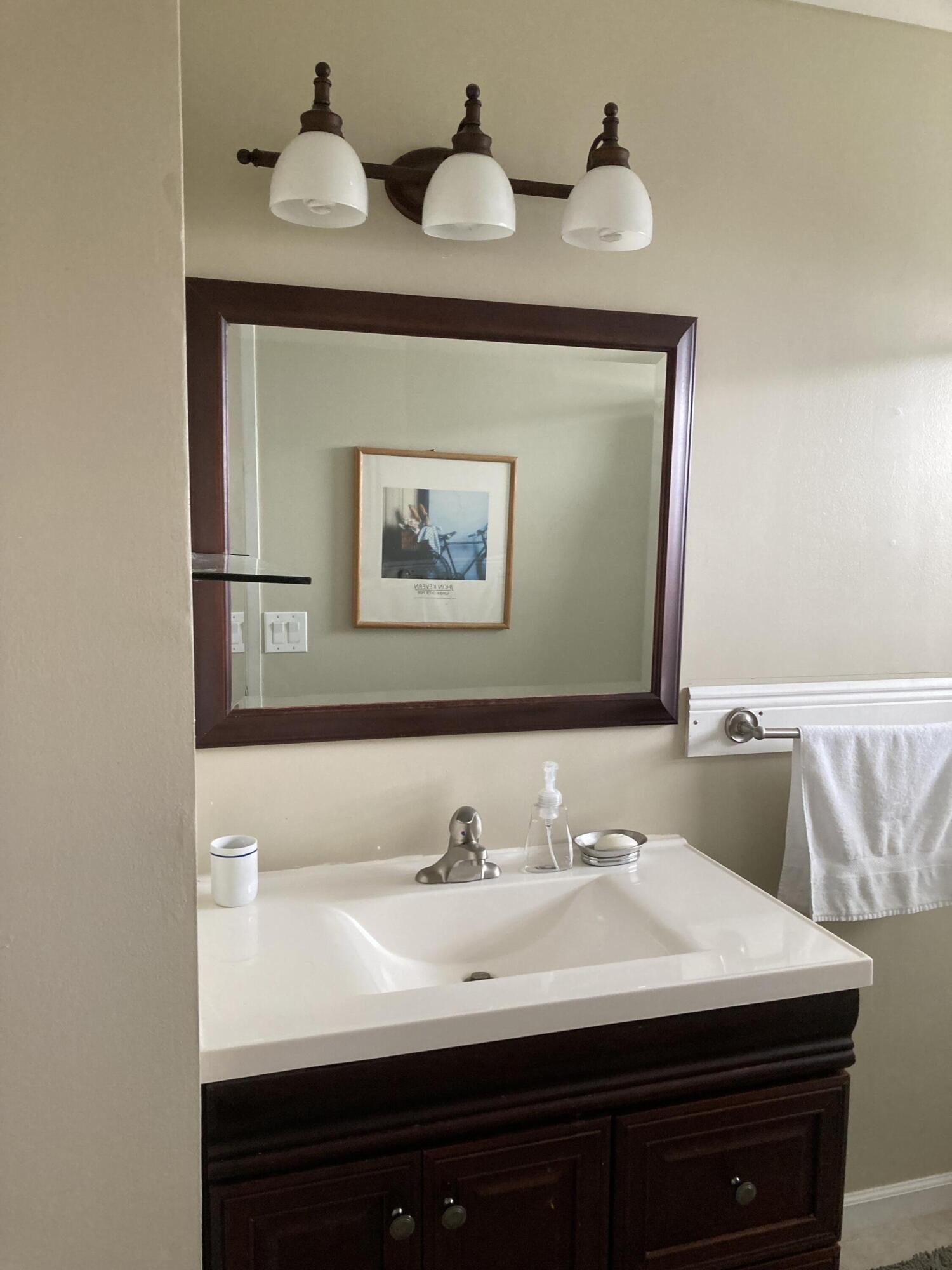 500 NE 14th #404 Hallandale Beach, FL 33009