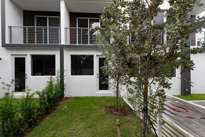 700 NE 14th #206 Fort Lauderdale, FL 33304