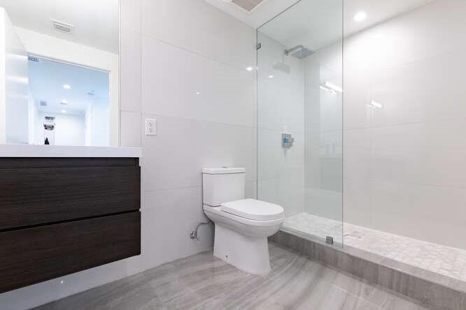 700 NE 14th #206 Fort Lauderdale, FL 33304