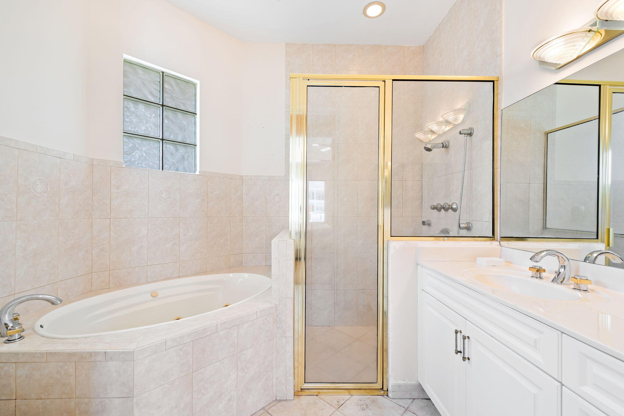 1630 SE 11th Fort Lauderdale, FL 33316