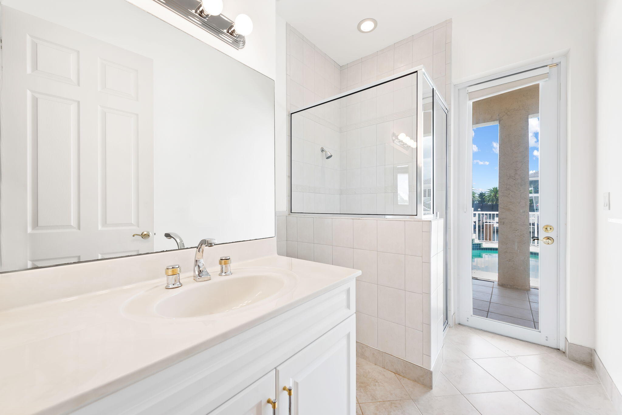1630 SE 11th Fort Lauderdale, FL 33316