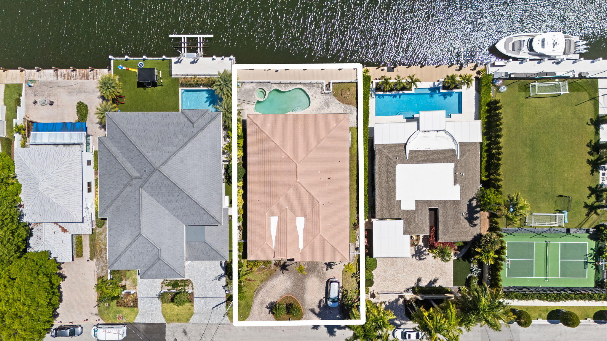 1630 SE 11th Fort Lauderdale, FL 33316