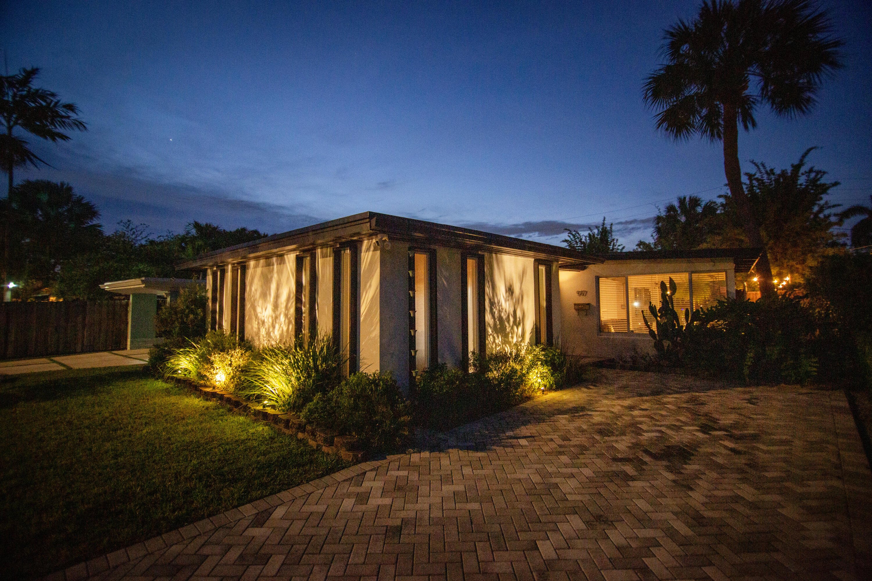 917 NE 18th Fort Lauderdale, FL 33305