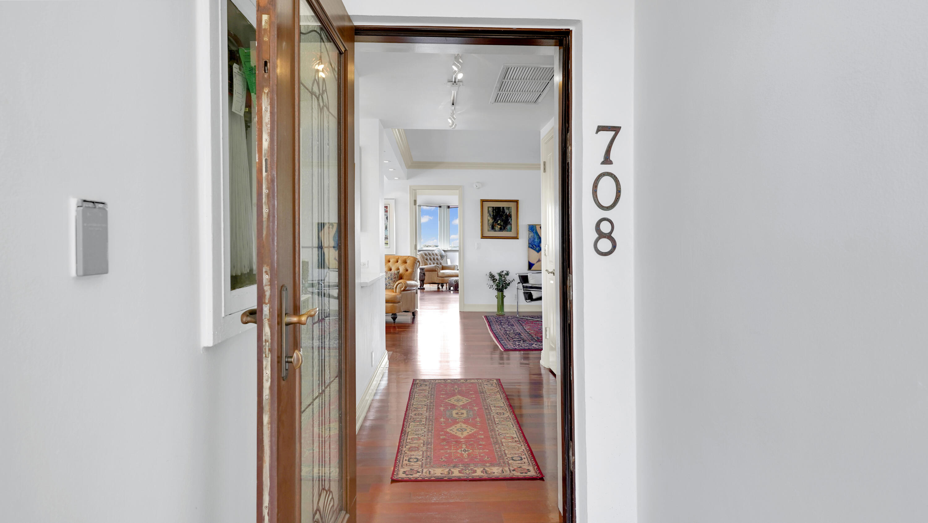 333 Sunset #708 Fort Lauderdale, FL 33301