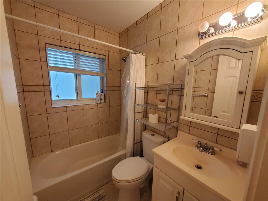 3204 NE 6th #1-2 Pompano Beach, FL 33062