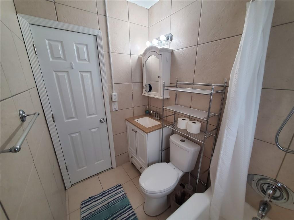 3204 NE 6th #1-2 Pompano Beach, FL 33062
