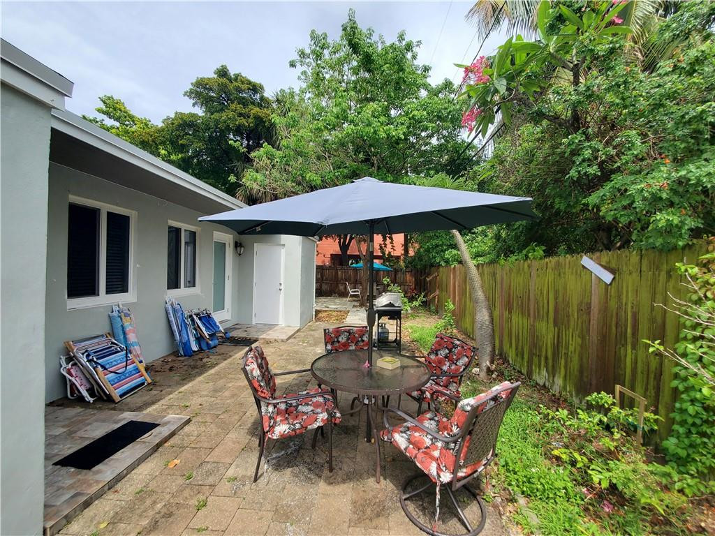 3204 NE 6th #1-2 Pompano Beach, FL 33062