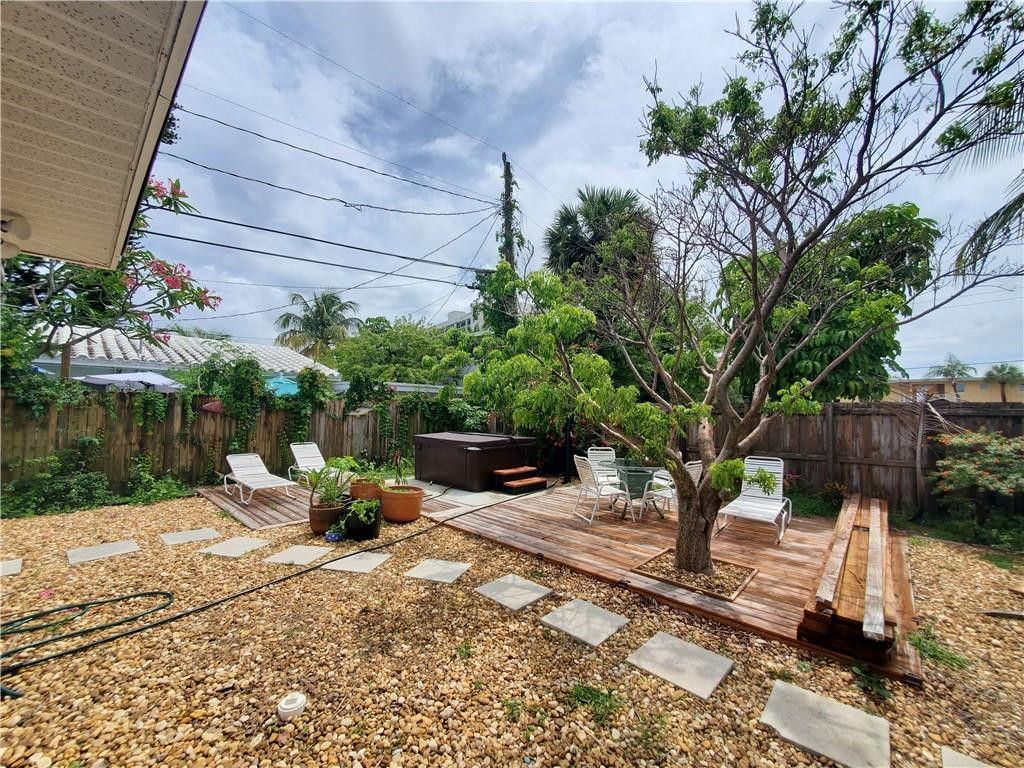 3204 NE 6th #1-2 Pompano Beach, FL 33062